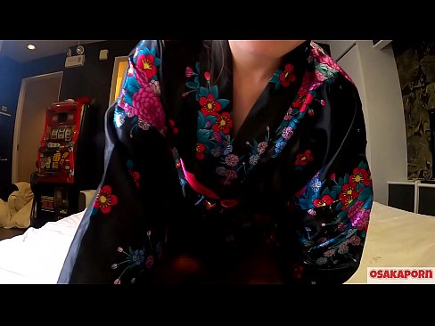 ❤️ Jauna cosplay meitene mīl seksu līdz orgasmam ar skvirtu zirdziņā un blowjob. Āzijas meitene ar matainu kundzi un skaistām krūtīm tradicionālā japāņu tērpā amatieru video, kurā redzama masturbācija ar seksa rotaļlietām. Sakura 3 OSAKAPORN. ️ Porno pie mums lv.niceporn.ru ❤
